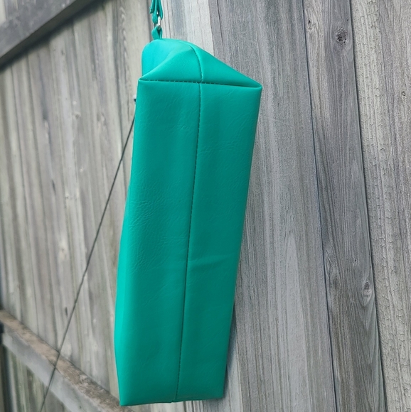 Vegan Leather Wristlet in Bright Mint Green - Picture 3 of 4